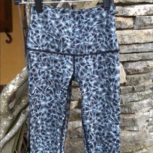 Lululemon wunder under Nulux leggings!